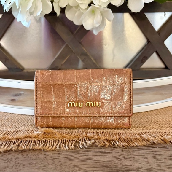 Miu Miu Accessories - MIU MIU Key Holder Case | Brown | Y2180 | Croc Embossed crackled Leather | EUC